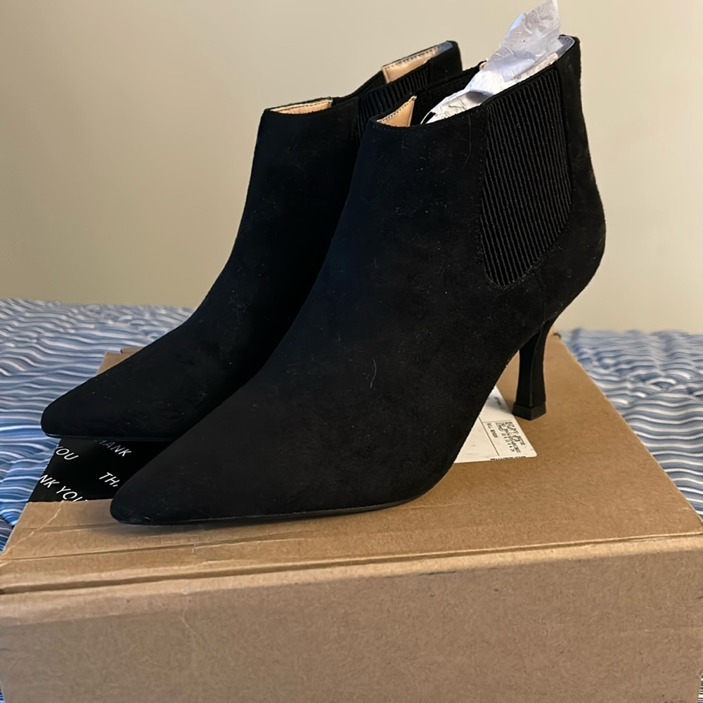NWT Journey boots